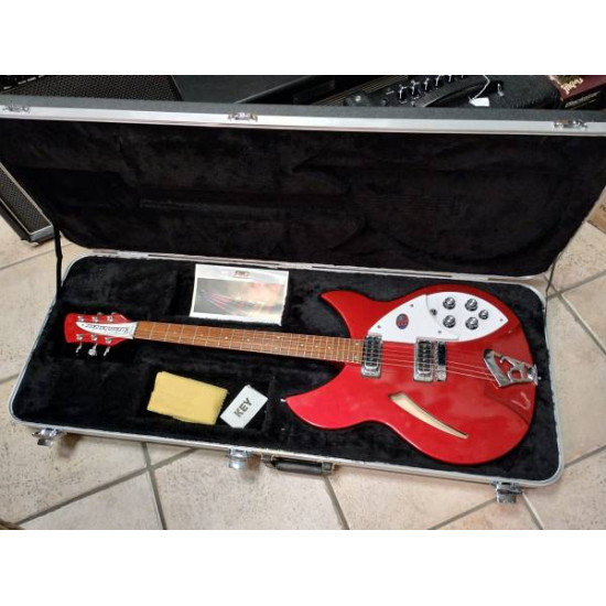 Rickenbacker 330 ruby red 2018 - SOLD!!
