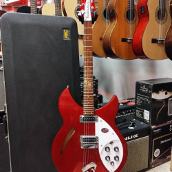Rickenbacker 330 ruby red 2018 - SOLD!! Rickenbacker 330 ruby red 2018 - SOLD!!