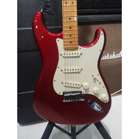 Fender American Deluxe Stratocaster V Neck 2013 CAR