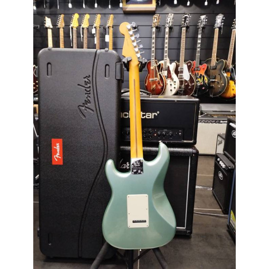 Fender American Professional II Stratocaster HSS MN 2022 Mystic Surf Green Fender American Professional II Stratocaster HSS MN 2022 Mystic Surf Green