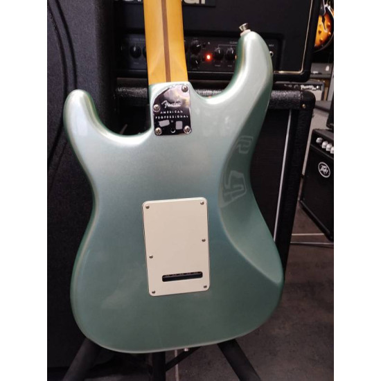 Fender American Professional II Stratocaster HSS MN 2022 Mystic Surf Green Fender American Professional II Stratocaster HSS MN 2022 Mystic Surf Green