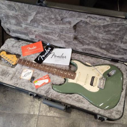 Fender American Pro Stratocaster HSS RW Antique Olive 2016