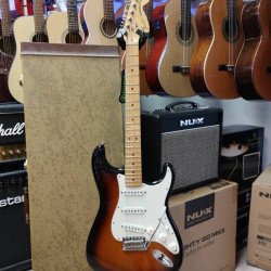 Fender American Special Stratocaster 2011 MN 2TS + FAT 50s 2nd - SOLD!!