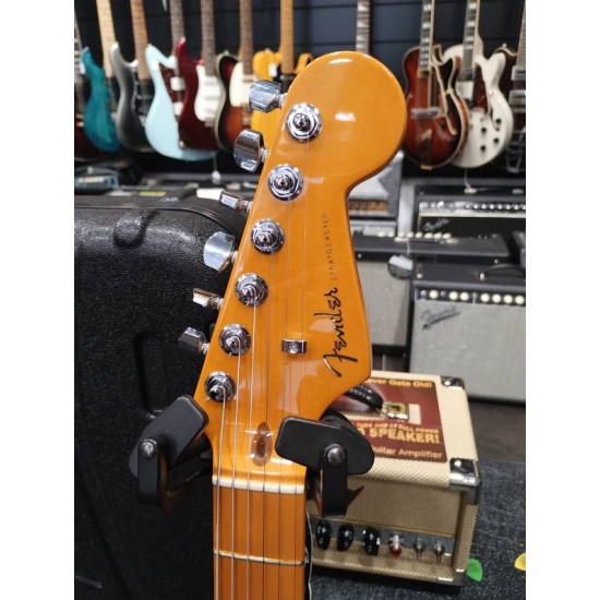 Fender American Ultra Stratocaster HSS MN 2023 Texas Tea Fender American Ultra Stratocaster HSS MN 2023 Texas Tea