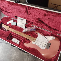 Ibanez Prestige AZ2204 Hazy Rose Metallic 2nd - Made in Japan - SOLD!! Ibanez Prestige AZ2204 Hazy Rose Metallic 2nd - Made in Japan - SOLD!!