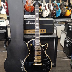 Gibson Les Paul Classic Custom 3 pickups 2007 Ebony - Limited Edition - SOLD!! Gibson Les Paul Classic Custom 3 pickups 2007 Ebony - Limited Edition - SOLD!!