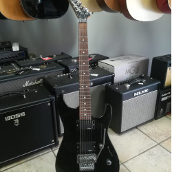 Jackson Dinky Reverse Black - Made in Japan - Anni '90 - SOLD! Jackson Dinky Reverse Black - Made in Japan - Anni '90 - SOLD!