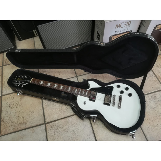 Epiphone Les Paul Studio Alpine White w/Case 2nd - SOLD!