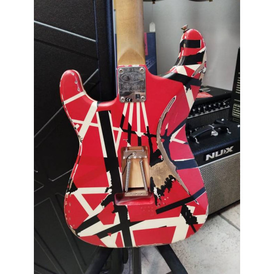 EVH FRANKIE RED / WHITE / BLACK Stripes Relic w/CASE 2nd - SOLD! EVH FRANKIE RED / WHITE / BLACK Stripes Relic w/CASE 2nd - SOLD!