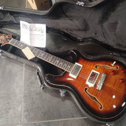 PRS Se Hollowbody II Piezo Black Gold Burst 2nd - SOLD!! PRS Se Hollowbody II Piezo Black Gold Burst 2nd - SOLD!!