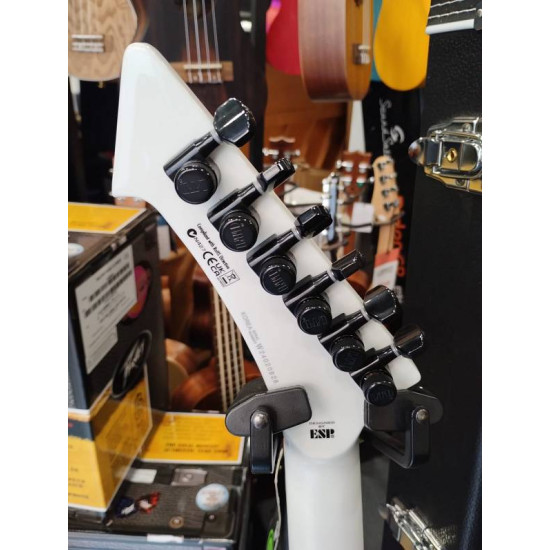 ESP LTD Snakebyte James Hetfield Snow White 2nd