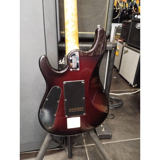 Music Man JP6 John Petrucci 2006 Pearl Redburst Music Man JP6 John Petrucci 2006 Pearl Redburst