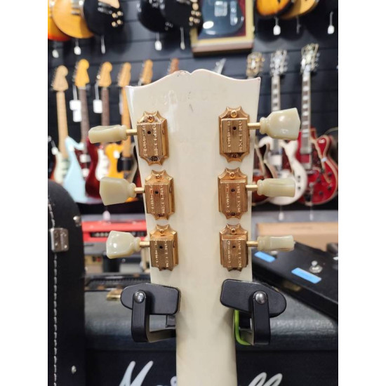 Gibson Les Paul Studio 2004 Alpine White Gold Hardware - SOLD!! Gibson Les Paul Studio 2004 Alpine White Gold Hardware - SOLD!!