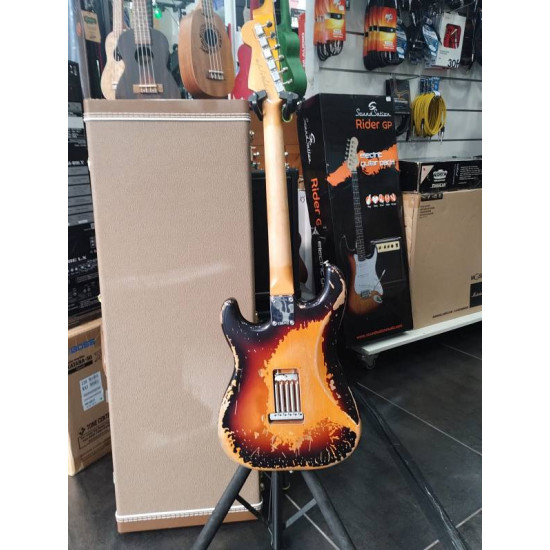 FENDER Mike McCready Stratocaster RW 2024 3 Color Sunburst - SOLD!! FENDER Mike McCready Stratocaster RW 2024 3 Color Sunburst - SOLD!!
