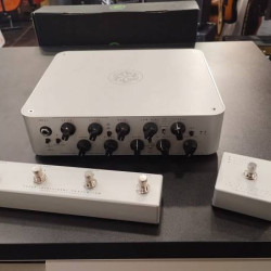 Darkglass Microtubes 900 + super intelligent footswitch 2nd