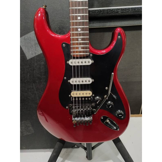 Kramer USA Pacer Deluxe HSS 1986 Candy Apple Red