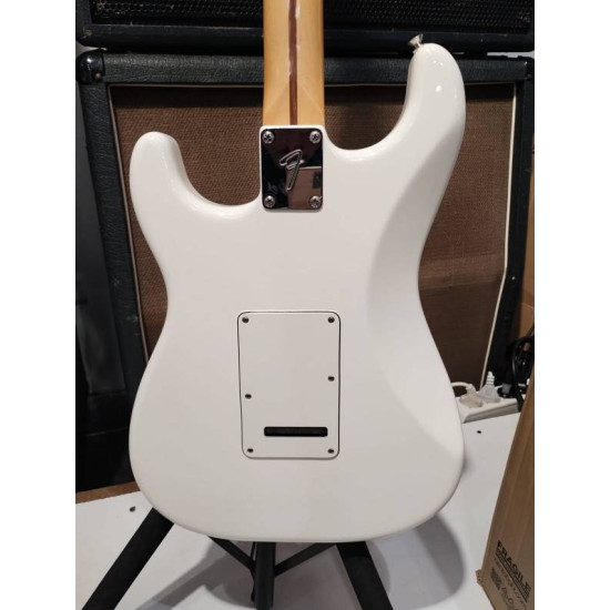 Fender Player Stratocaster MN 2021 Polar White