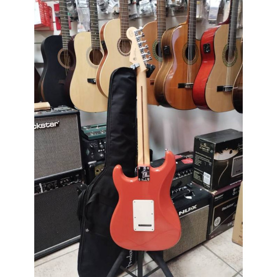 Fender Player Stratocaster HSS MN Fiesta Red Special Edition 75th 2nd - SOLD! Fender Player Stratocaster HSS MN Fiesta Red Special Edition 75th 2nd - SOLD!