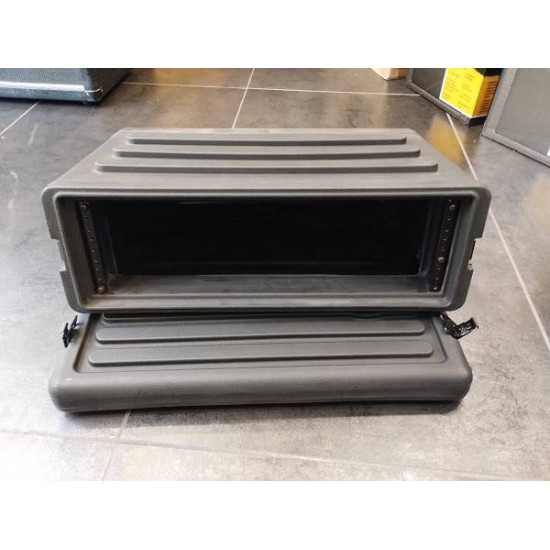 SKB Roto-Molded 3U Shallow Rack 2nd SKB Roto-Molded 3U Shallow Rack 2nd