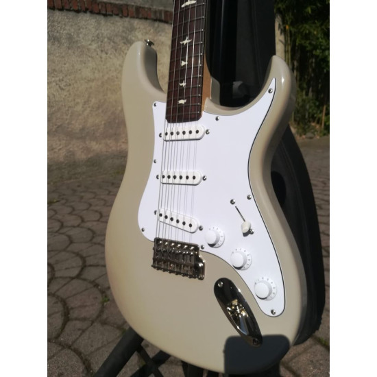 Paul Reed Smith Silver Sky John Mayer Signature 2021 - Gloss MOC Sand - Rosewood - SOLD! Paul Reed Smith Silver Sky John Mayer Signature 2021 - Gloss MOC Sand - Rosewood - SOLD!
