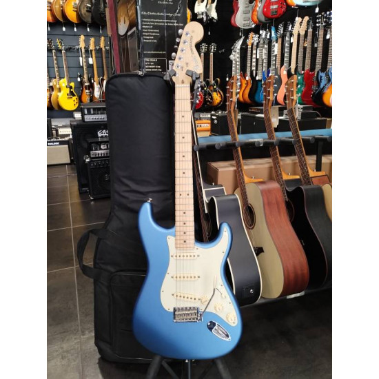 Fender American Performer Stratocaster MN 2023 Satin LPB