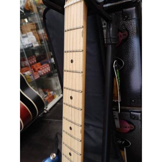 Fender American Performer Stratocaster MN 2023 Satin LPB