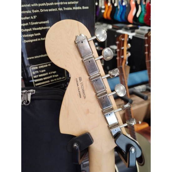 Fender American Performer Stratocaster MN 2023 Satin LPB
