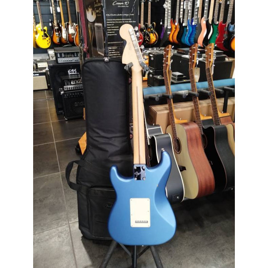 Fender American Performer Stratocaster MN 2023 Satin LPB