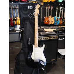 Fender Stratocatser Mexico Standard 2015 MN Black
