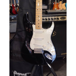 Fender Stratocatser Mexico Standard 2015 MN Black