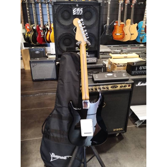 Fender Stratocatser Mexico Standard 2015 MN Black