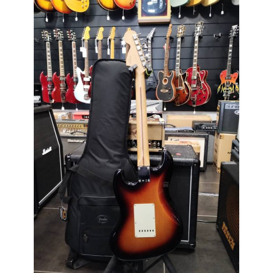 Fender Sixty-Six MN 2019 3 Tone Sunburst 2nd - SOLD!! Fender Sixty-Six MN 2019 3 Tone Sunburst 2nd - SOLD!!