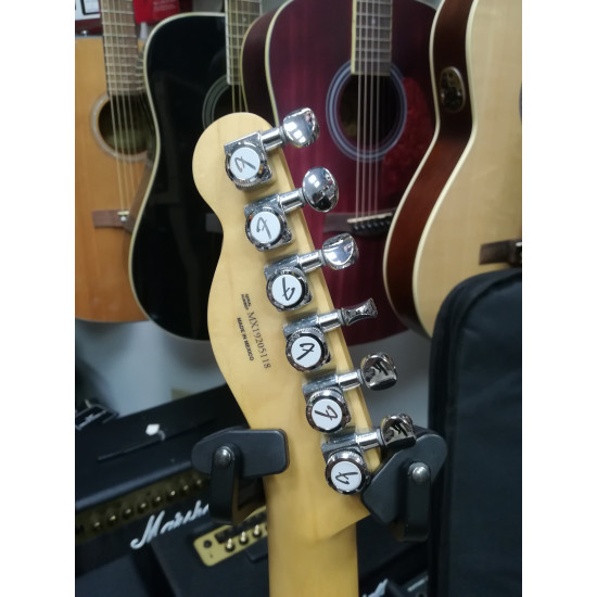 Fender Deluxe Nashville Telecaster PF Daphne Blue 2nd w/Bag - SOLD! Fender Deluxe Nashville Telecaster PF Daphne Blue 2nd w/Bag - SOLD!