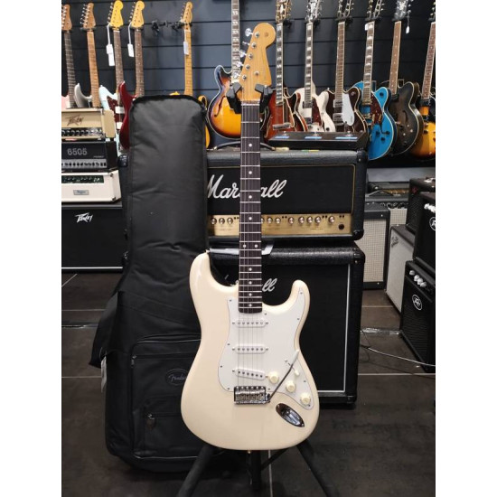 Fender Vintera II 60S Stratocaster RW OWT w/DiMarzio 2nd Fender Vintera II 60S Stratocaster RW OWT w/DiMarzio 2nd