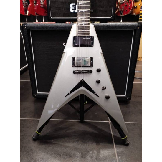 Dean VMNT Dave Mustaine Signature Metallic Silver 2nd Dean VMNT Dave Mustaine Signature Metallic Silver 2nd