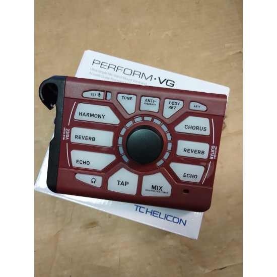 TC Helicon Perform VG 2nd - Multieffetto per voce e chitarra acustica TC Helicon Perform VG 2nd - Multieffetto per voce e chitarra acustica