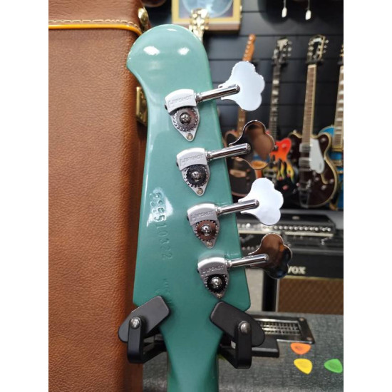 Gibson Thunderbird Non-Reverse 2021 Inverness Green